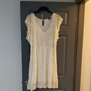 Elegant Lace Dress in Cream